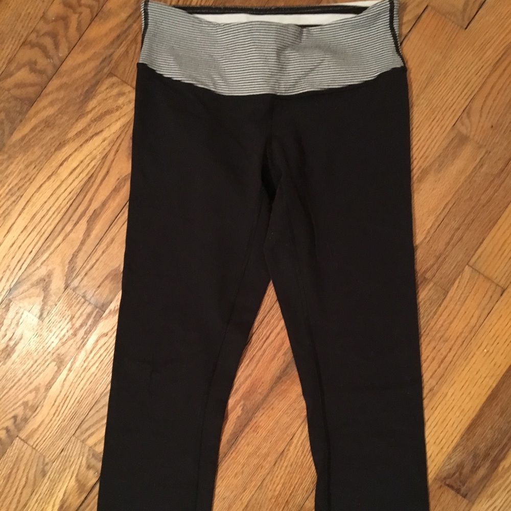 lululemon crop leggings size 6
